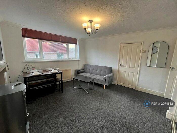 1 Bedroom Flat To Rent In Henderson Road, Sunderland, SR4
