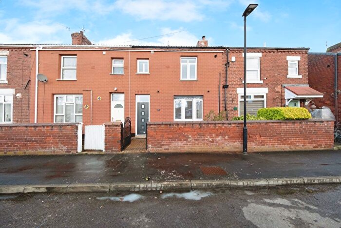 4 Bedroom Terraced House For Sale In Barnstone Street, Doncaster, South Yorkshire, DN4