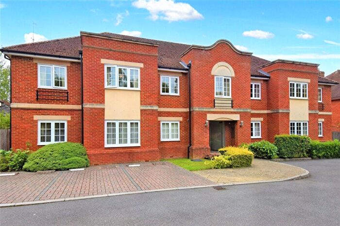 2 Bedroom Apartment To Rent In Andover Road, Newbury, Berkshire, RG14