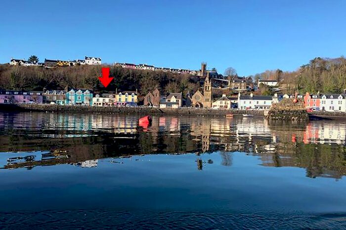 3 Bedroom Property For Sale In Bayview Apartment, Main Street, Tobermory, Isle Of Mull, PA75