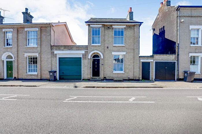 4 Bedroom Link Detached House For Sale In Anglesea Road, Ipswich, IP1