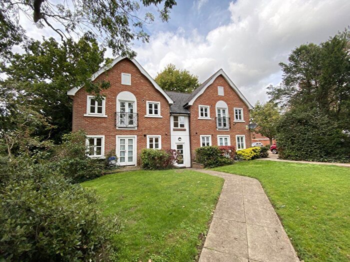 1 Bedroom Flat To Rent In Upton Park, Slough, SL1