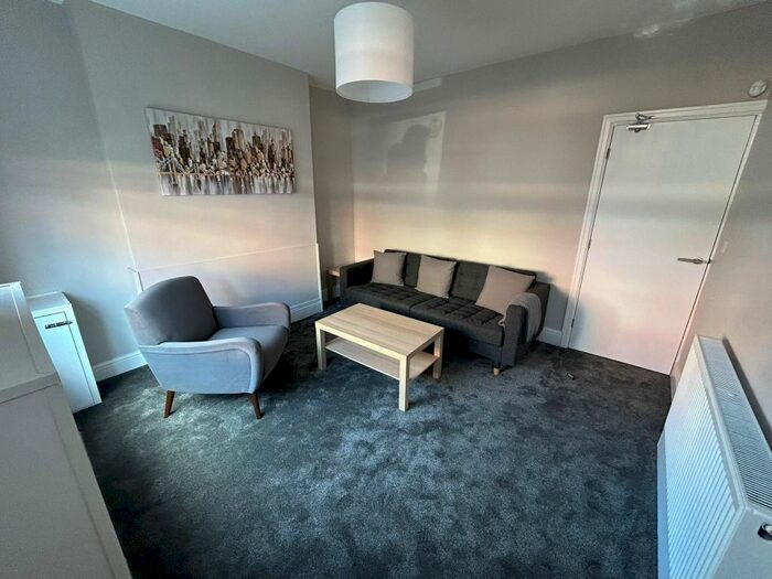 2 Bedroom Terraced House To Rent In Grimston Road, Radford, Nottingham, NG7