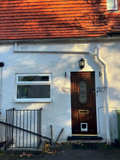 1 Bedroom Flat To Rent In Egmont Road, Sutton, Surrey, SM2