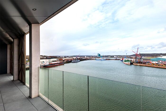 2 Bedroom Flat To Rent In Chatham Waters, North House, Gillingham Gate Road, Gillingham, ME4