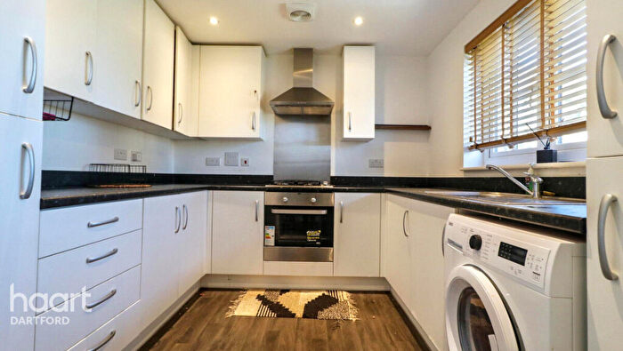 2 Bedroom Semi-Detached House To Rent In Christabel Close, Swanscombe, DA10