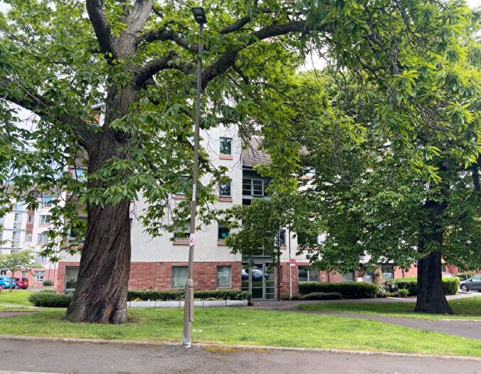 1 Bedroom Apartment To Rent In / St Triduanas Rest, Edinburgh, EH7