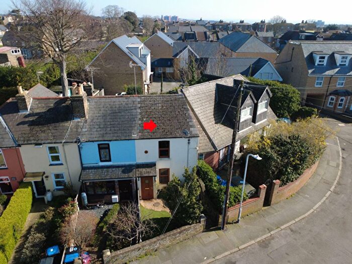 2 Bedroom End Terrace House For Sale In Southwood Road, Ramsgate, CT11