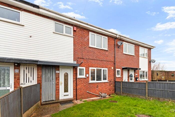 3 Bedroom Terraced House For Sale In Tealby Close, Gainsborough, DN21