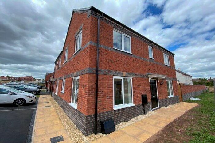 3 Bedroom Property To Rent In Bridgeman Way, Lichfield, WS14