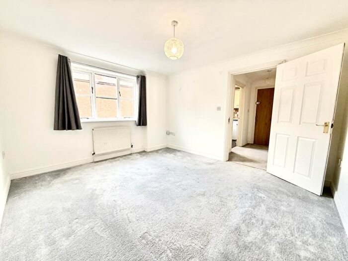 2 Bedroom Flat To Rent In Palace Court, Palace Street, Newmarket, Suffolk, CB8