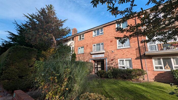 3 Bedroom Flat To Rent In Hambrooke Street, Southsea, PO5