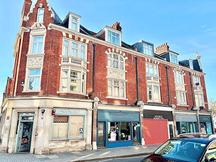 1 Bedroom Flat To Rent In St. James Street, London, E17