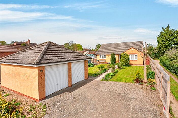 3 Bedroom Detached Bungalow For Sale In Billing Road East, Abington Vale, NN3
