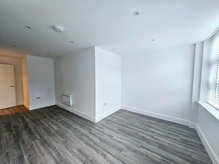 1 Bedroom Flat To Rent In College Place, Southampton, SO15