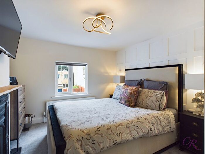 3 Bedroom Terraced House For Sale In Upper Park Street, Cheltenham, GL52
