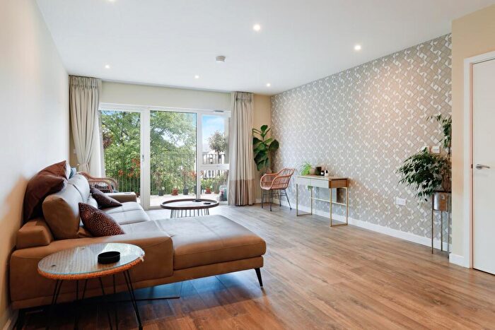 2 Bedroom Apartment To Rent In Wrest House, Inglis Way London, NW7