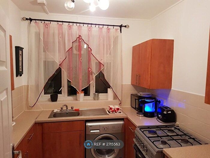 2 Bedroom Flat To Rent In Darenth Road, London, N16