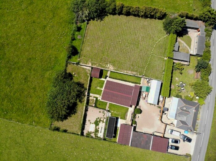 3 Bedroom Detached Bungalow For Sale In Station Road, Appledore, Ashford, Kent, TN26