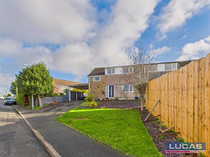 3 Bedroom Semi-Detached House For Sale In Lon Y Wennol, Llanfairpwll, LL61