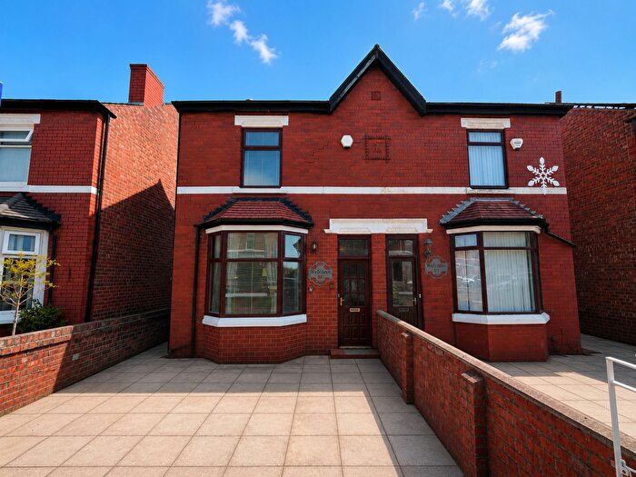 3 Bedroom Semi Detached House For Sale In Warren Road, Southport, PR9