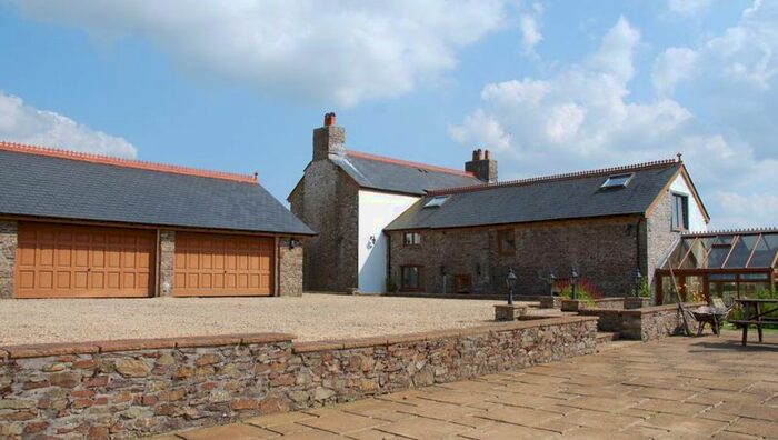 Detached House To Rent In High Bickington, Umberleigh, EX37