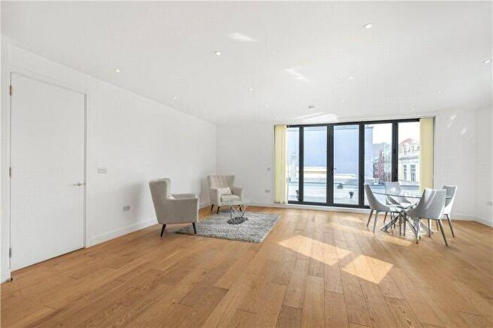 2 Bedroom Apartment For Sale In Vision House, Peerless Street, London, EC1V