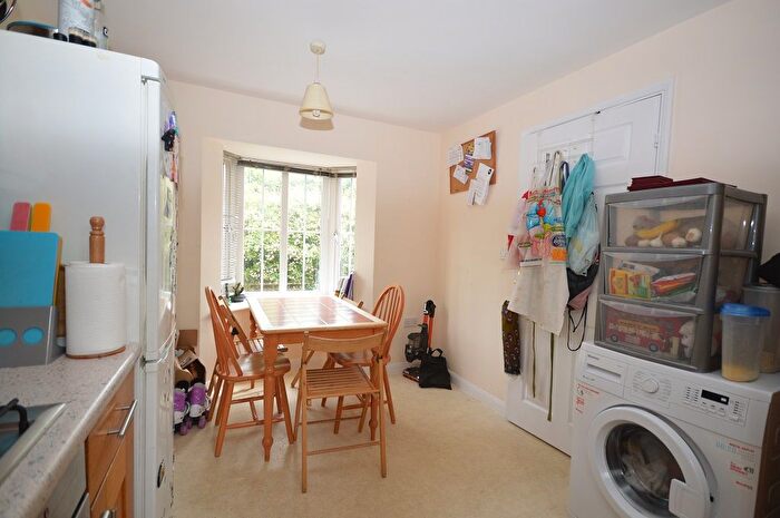 2 Bedroom Detached House To Rent In Waight Close, Salisbury Garden Village, Hatfield, AL10
