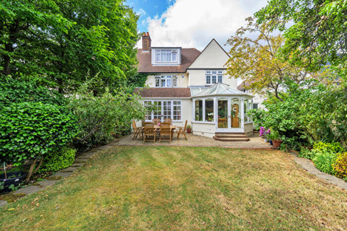5 Bedroom Semi-Detached House For Sale In Farm Avenue, London, NW2
