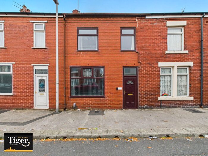 3 Bedroom Terraced House To Rent In Westfield Road, Blackpool, FY1