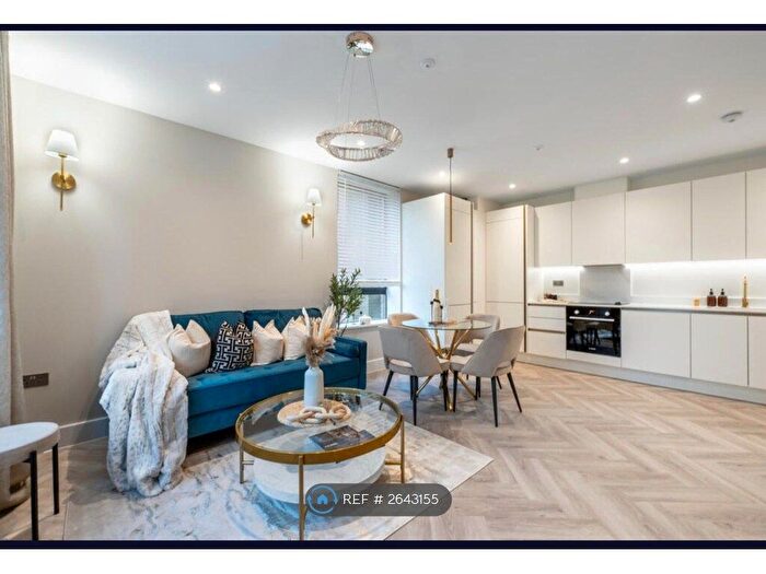 1 Bedroom Flat To Rent In Hatfield Road, St Albans, AL1