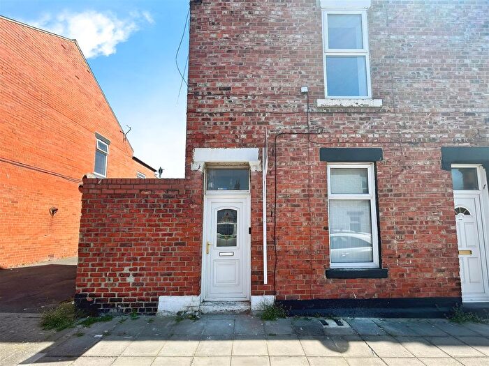 1 Bedroom Flat To Rent In Canterbury Street, South Shields, NE33