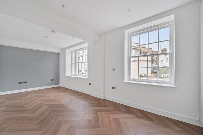 1 Bedroom Flat To Rent In Claremont Road, Surbiton, KT6