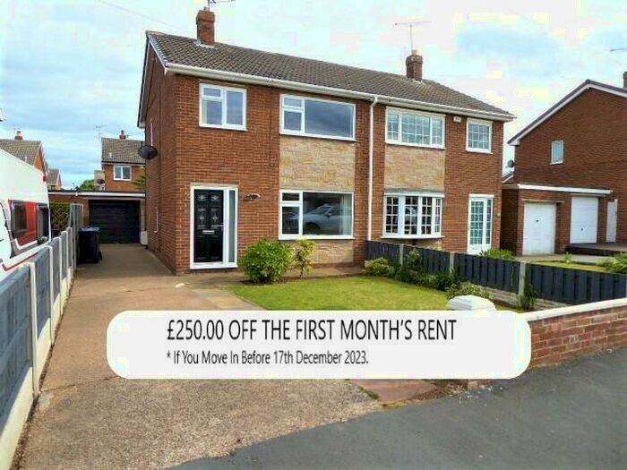 3 Bedroom Semi-Detached House To Rent In Hills Close, Sprotbrough, DN5