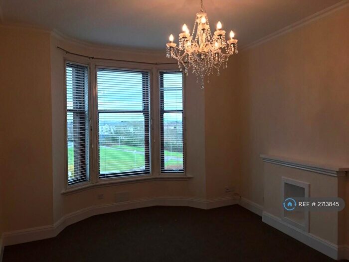2 Bedroom Flat To Rent In Springburn Road, Glasgow, G21