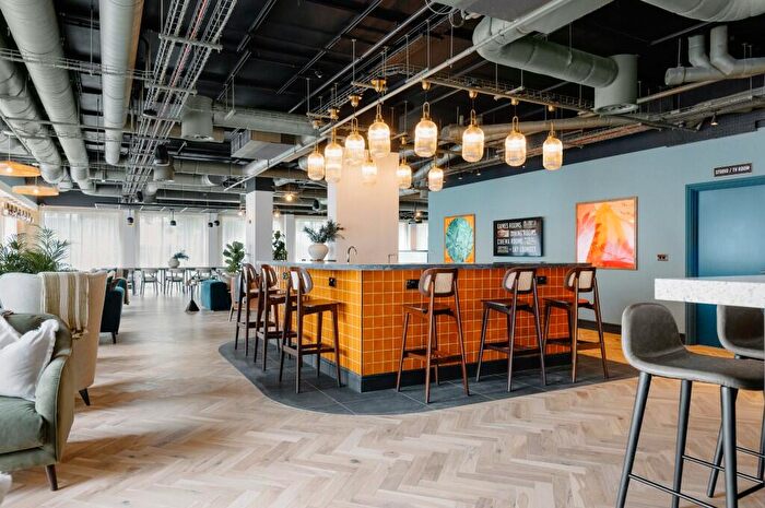 1 Bedroom Apartment To Rent In Inkwell Place, Birmingham, B16