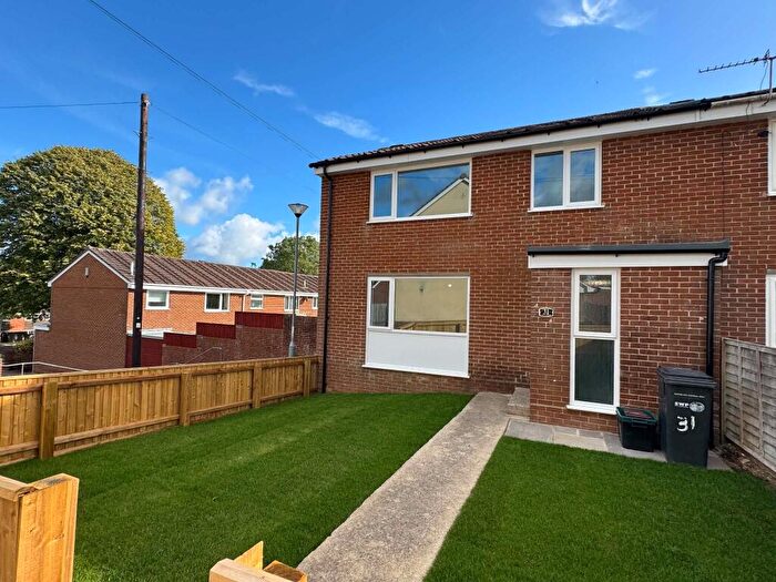 3 Bedroom End Of Terrace House To Rent In Eastern Yeovil, BA21