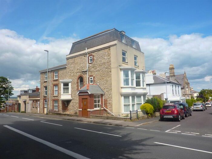 2 Bedroom Flat To Rent In Rodwell Road, Weymouth, DT4