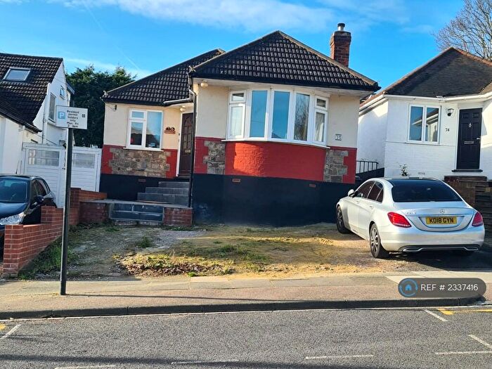 2 Bedroom Bungalow To Rent In Milton Avenue, Barnet, EN5