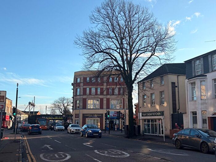 2 Bedroom Apartment To Rent In Tudor Street, Cardiff, CF11