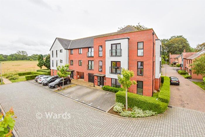 2 Bedroom Apartment For Sale In Malpass Drive, Leybourne, West Malling, Kent, ME19