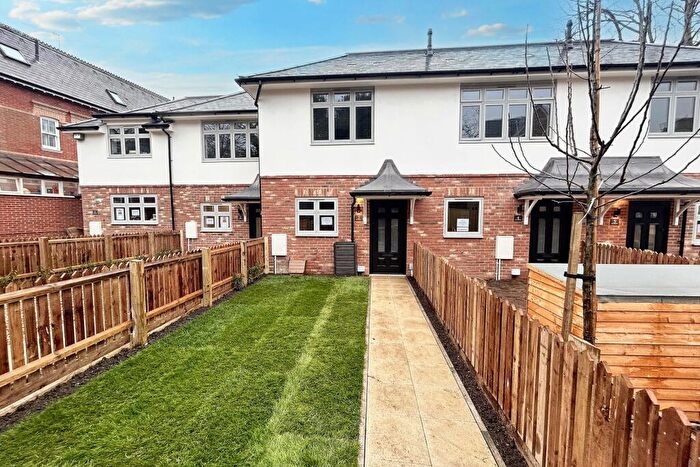 2 Bedroom Terraced House For Sale In Ashley Cross, BH14