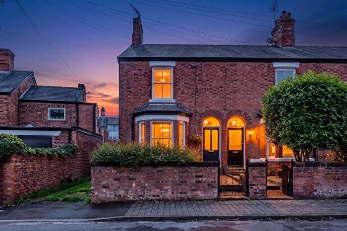 2 Bedroom End Of Terrace House For Sale In The Crescent, Northwich, Cheshire, CW9