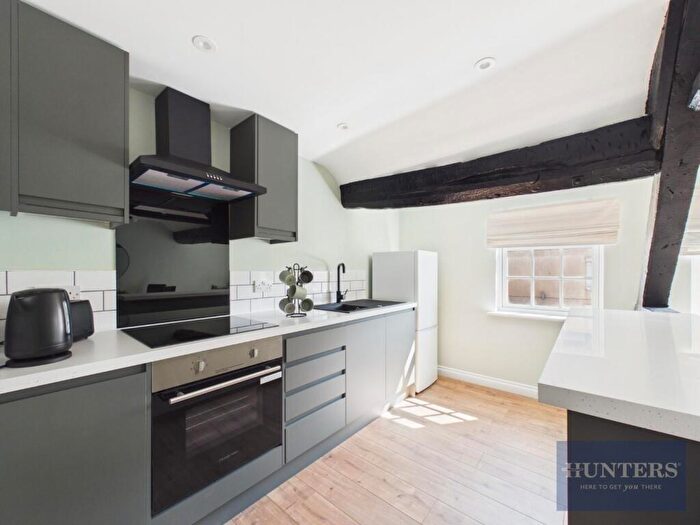 3 Bedroom Flat For Sale In High Street, Cheltenham, GL50