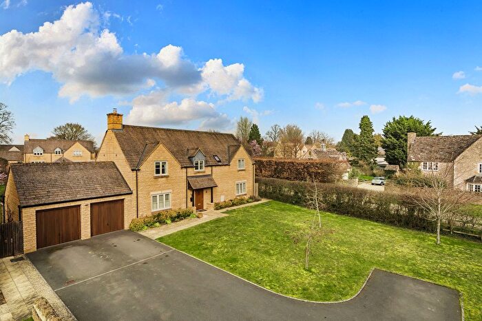 5 Bedroom Detached House For Sale In Top Farm, Kemble, GL7