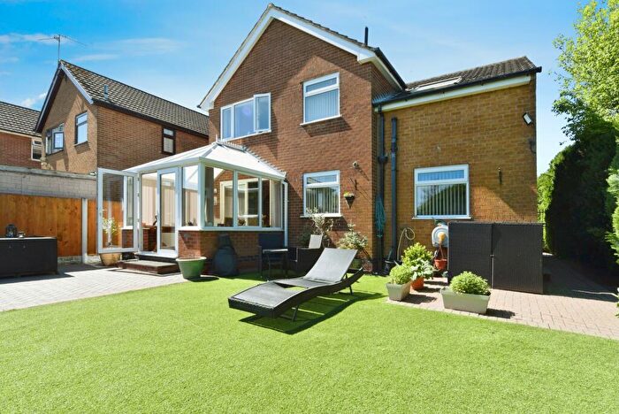 4 Bedroom Detached House For Sale In Howard Drive, North Wingfield, Chesterfield, Derbyshire, S42