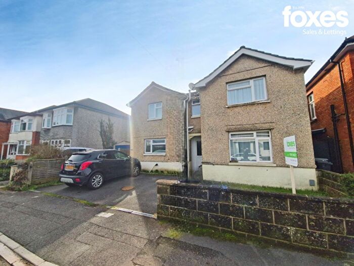 3 Bedroom Semi Detached House For Sale In Elmes Road, Bournemouth, Dorset, BH9
