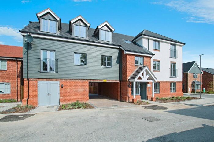 1 Bedroom Apartment For Sale In Edmondsham Road, Verwood, BH31