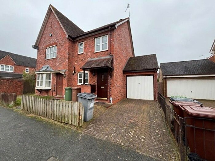 2 Bedroom Semi-Detached House To Rent In Tythe Barn Lane, Shirley, B90