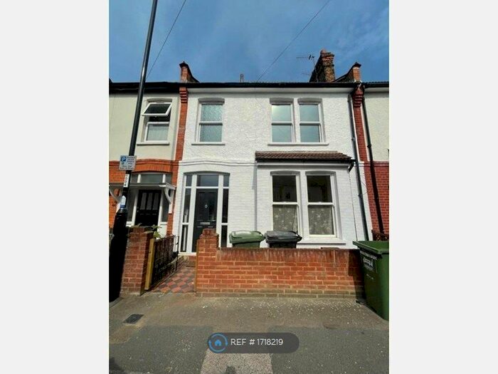 3 Bedroom Terraced House To Rent In Wearside Road, London, SE13